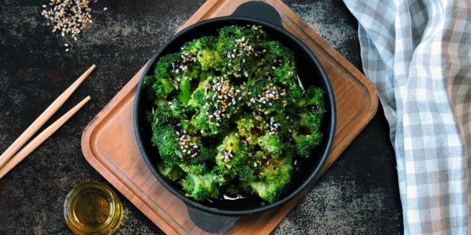 Broccoli fritti con zenzero e salsa di soia