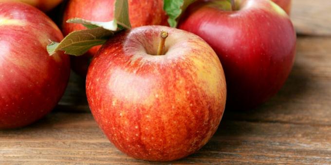 Alimenti ricchi di fibre: mele
