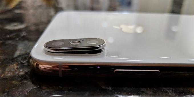 Fragile vetro iPhone fotocamera XS massima: il modulo viene allontanato dal corpo