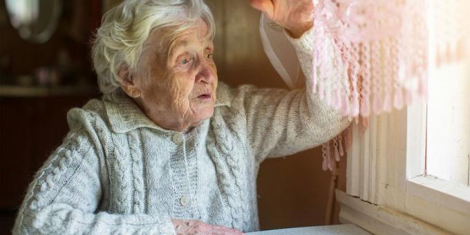 aiutare le persone anziane a organizzare la loro vita quotidiana: risolvere il problema della scarsa illuminazione