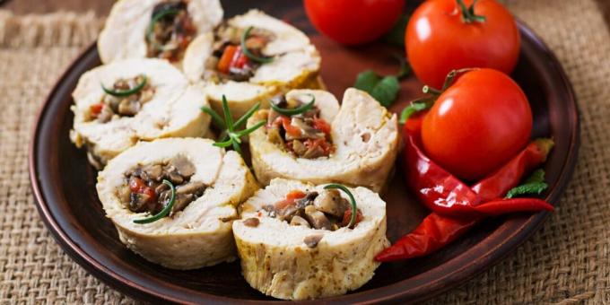 Involtini di pollo con champignon e pepe