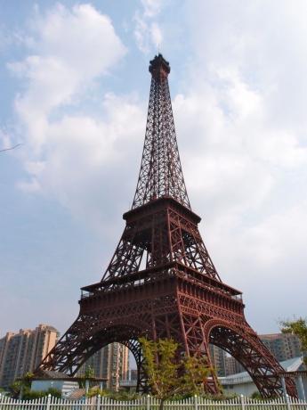 Tyanduchen: una copia della Torre Eiffel
