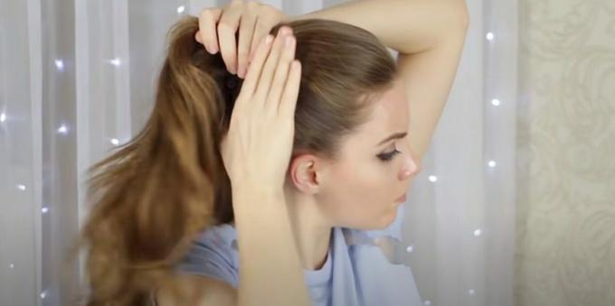 Acconciature per viso tondo per donne: capelli a coda di cavallo