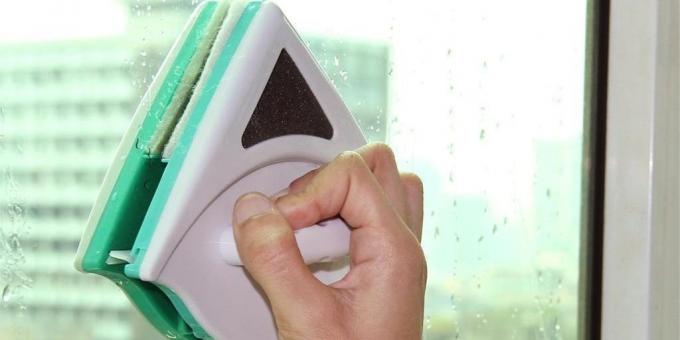 spazzola magnetica per lavare i vetri