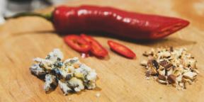 Zuppa cremosa di zucca con gorgonzola e mandorle: ricetta