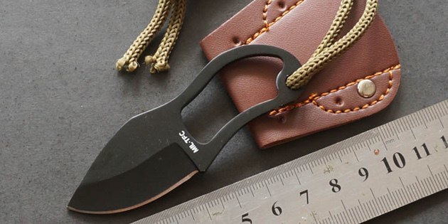 100 cose più conveniente di $ 100: Knife-charm