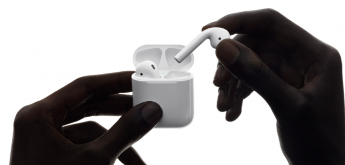 AirPods di apple