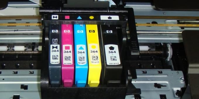 Come scegliere una stampante: prendere nota del numero di colori