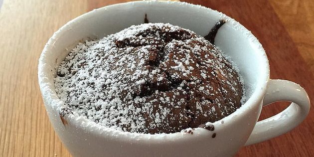 muffin al cioccolato con succo d'arancia