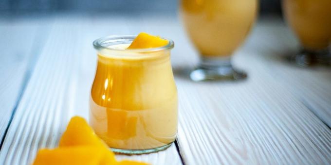 Smoothie con mango e yogurt