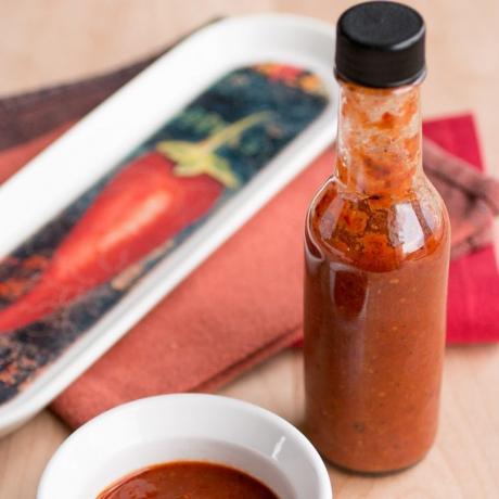 salse piccanti: molto piccante salsa di peperoncino