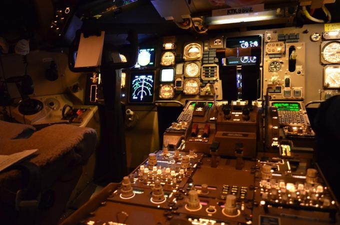 Andrew Gromozdin pilota "Boeing" sui gadget