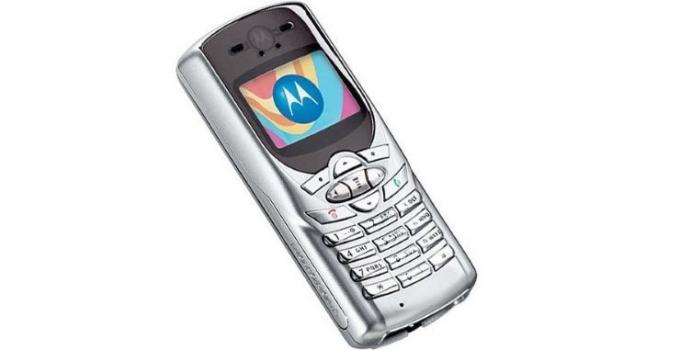 Motorola C350