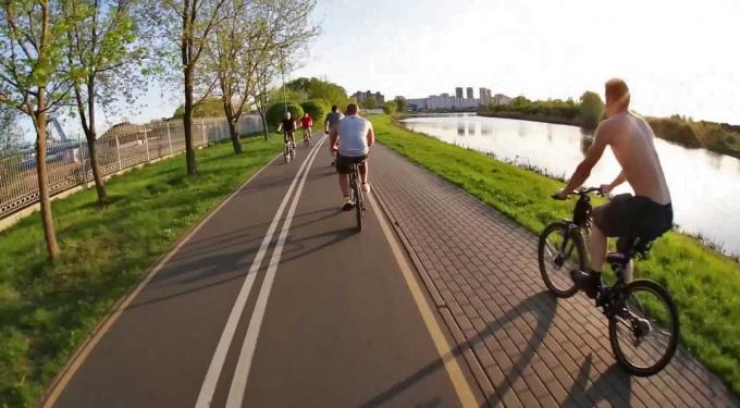 piste ciclabili e parchi per fare jogging a Minsk