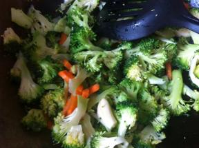 Ricetta: broccoli con salsa di ostriche
