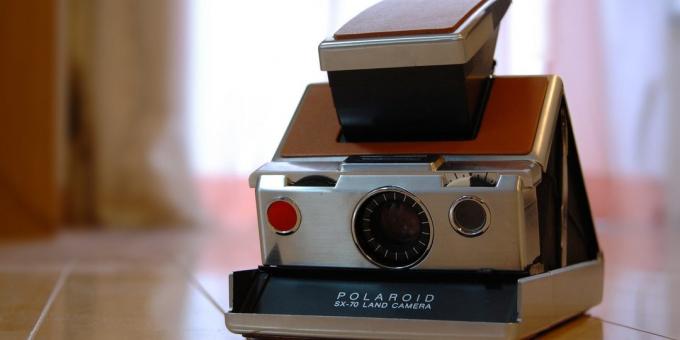 Polaroid SX-70 Land Camera 