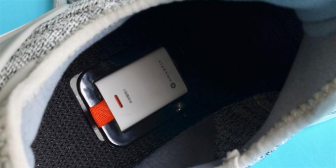 Xiaomi Light Weight Sneakers: l'installazione di chip