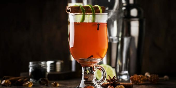 Grog con rum, tè e spezie: una ricetta semplice