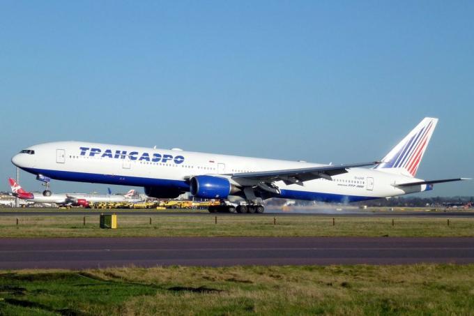 Boeing 777-300 della compagnia "Transaero"