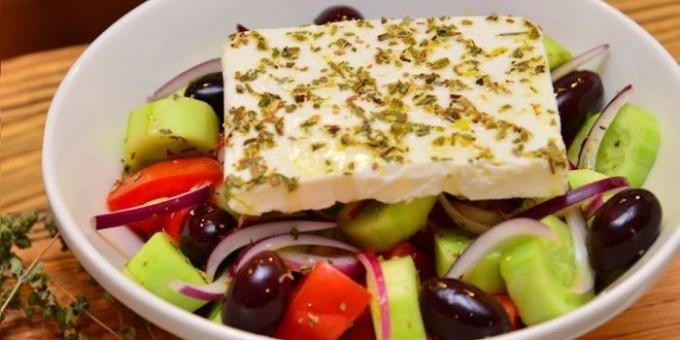 Classica insalata greca - ricetta