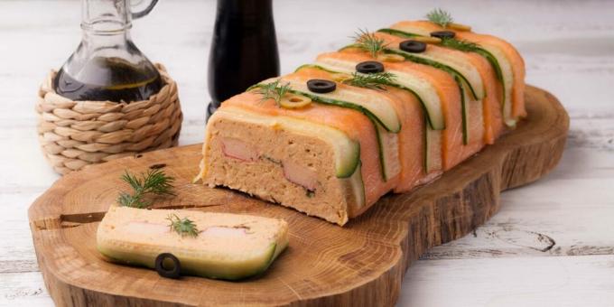 Terrina di pesce rosso con bastoncini di granchio