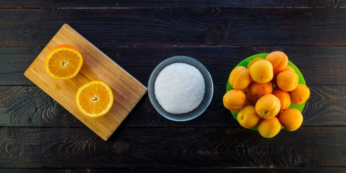 Una ricetta molto semplice per la marmellata di albicocche e arance: Ingredienti