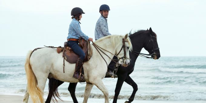 Cosa regalare per l'8 marzo: passeggiata a cavallo