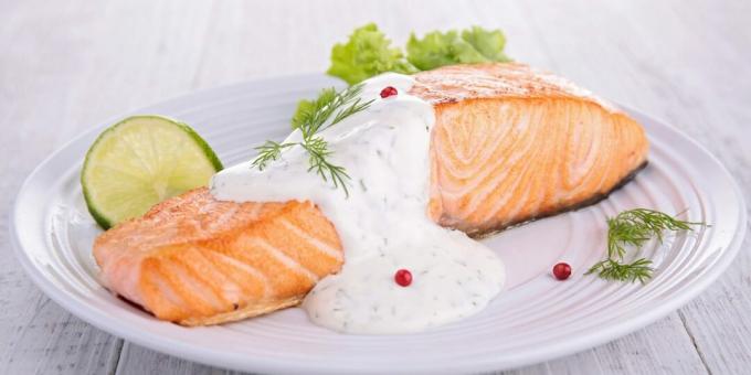 Salmone al forno con salsa di panna