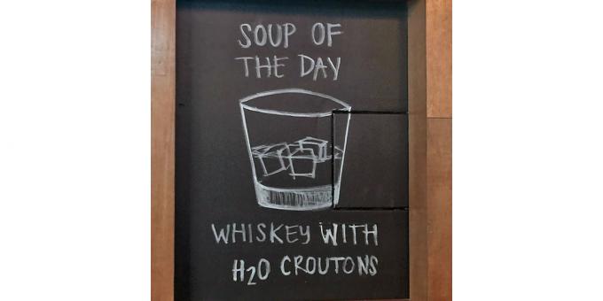 Bar e ristoranti: zuppa del giorno con whisky