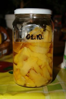 Come cucinare Limoncello - Italiano liquore di limone