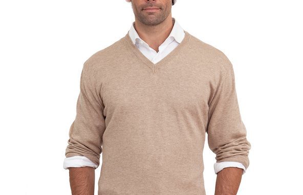 come scegliere un maglione: maglione con scollo a V