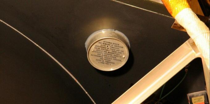 Oggetti insoliti nello spazio: Capsule delle ceneri di Clyde Tombaugh