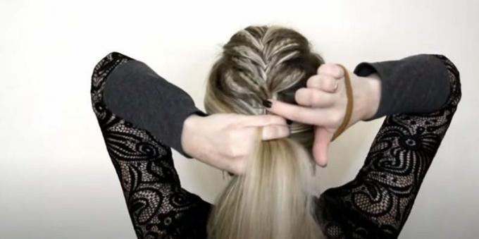 Acconciature per il viso tondo da donna: lega i capelli in una coda di cavallo alta
