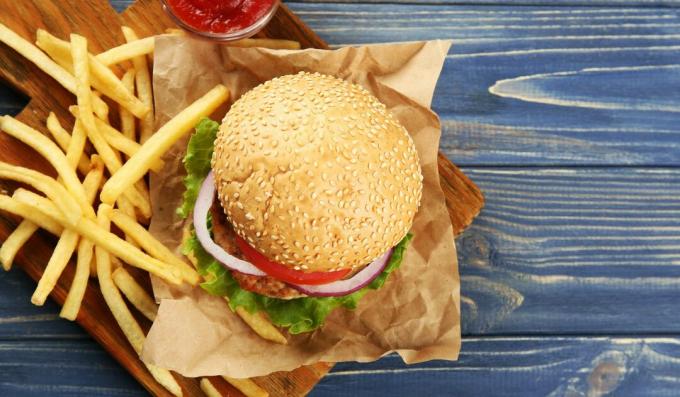 Fishburger con cotoletta di tonno in scatola