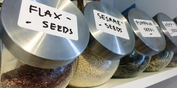 I semi sono facili da conservare in vasetti