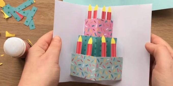 Scheda di compleanno con le proprie mani: taglia e incolla candele per la torta
