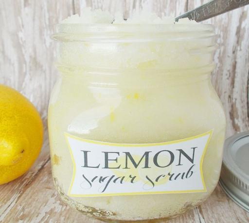 Come rendere il dono di un nuovo anno con le proprie mani: Zucchero scrub con il profumo di limone 