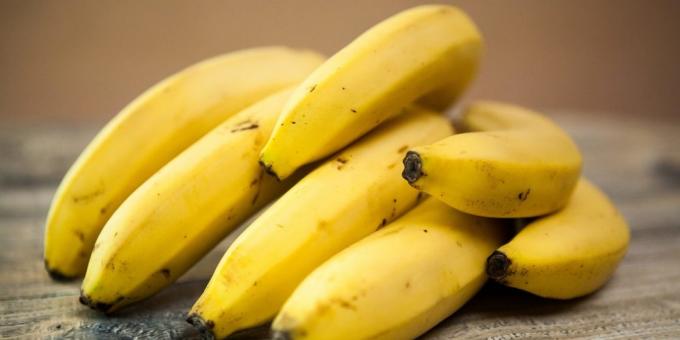 utile frutta e bacche: banane