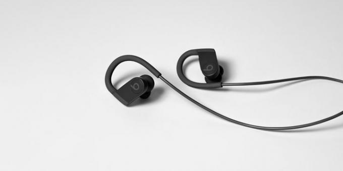 Apple ha introdotto le cuffie Powerbeats aggiornate. Lavorano 15 ore con una singola carica