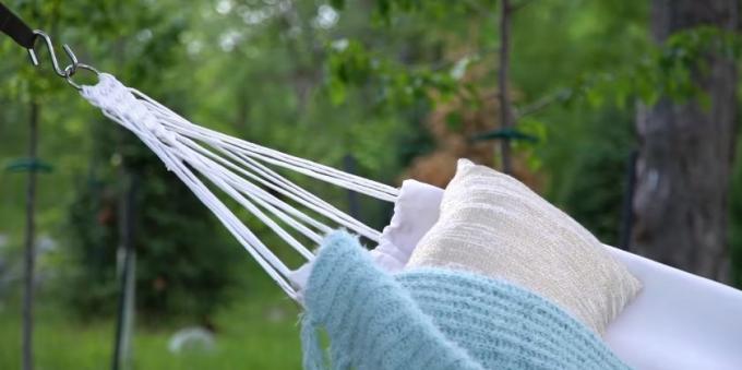 Amaca con le proprie mani: Hammock di tessuto cuciti su rotaie e corde con articoli macramè