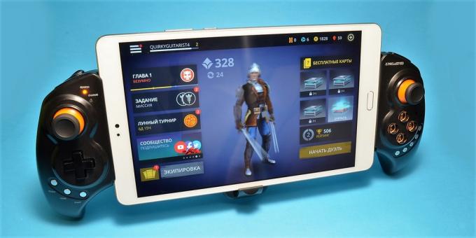 Teclast T8 nel gioco con un joystick