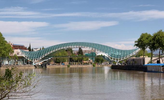 Ponte della Pace di Tbilisi