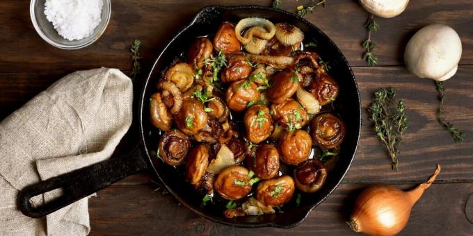 Champignon arrostiti con scalogno, vino bianco e timo