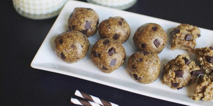 Biscotti veloci con gocce di cioccolato