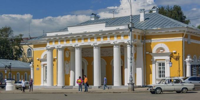 Cosa vedere a Kostroma: corpo di guardia