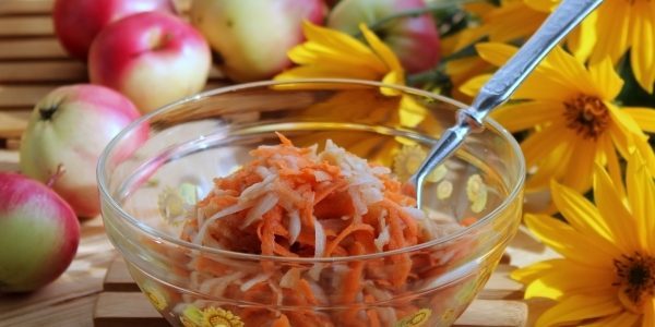 Ricette Carciofo: Sweet insalata con topinambur, mela e carota