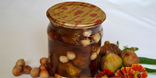 marmellata di fichi con noci