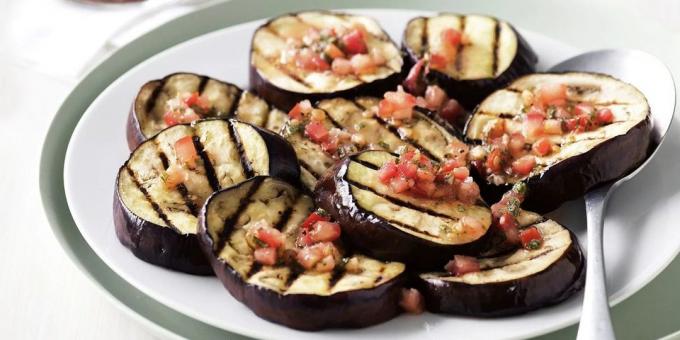 Melanzane alla griglia con salsa di pomodori