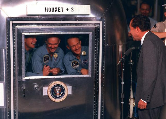 macchine fresche NASA: unità di quarantena cellulare