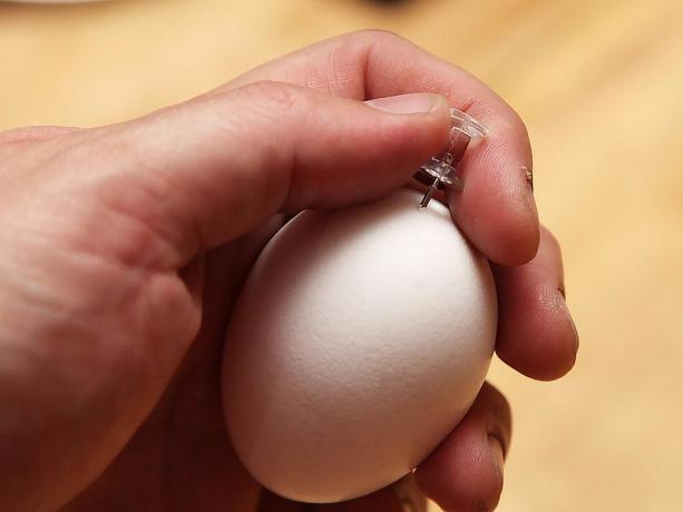 Come perforare l'uovo